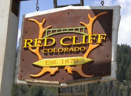 Red Cliff Welcome